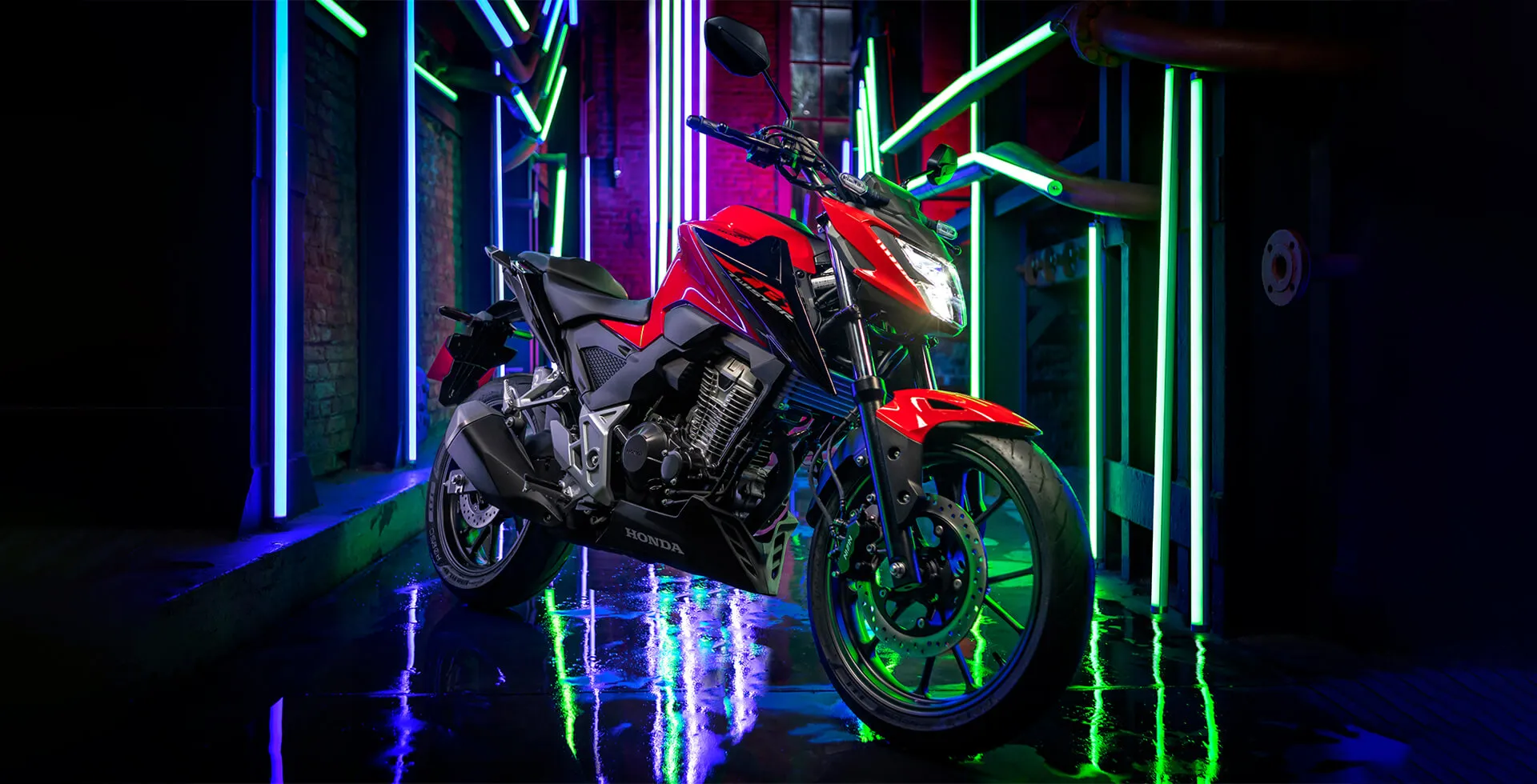 Imagem artística da Honda CB Twister 2024