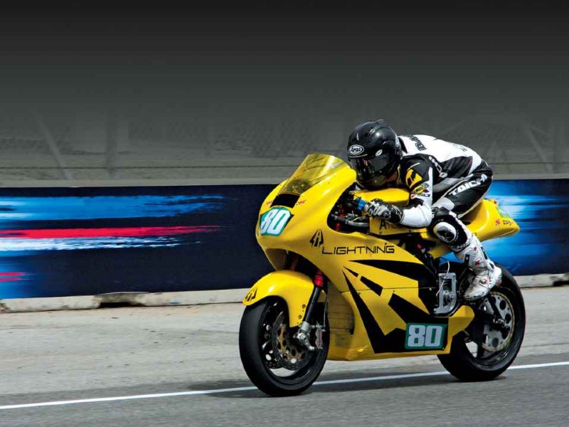 Foto de uma das motos mais rápidas do mundo em 2024