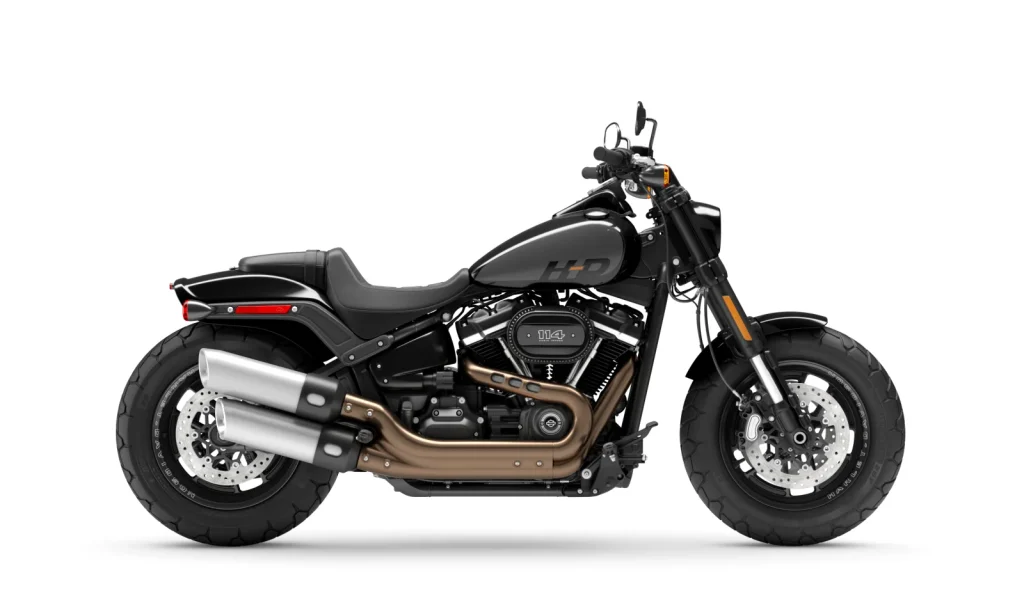 Foto panorâmica da moto da Harley