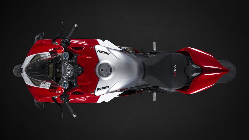 Foto de cima da Ducati Panigale V4 R 2024