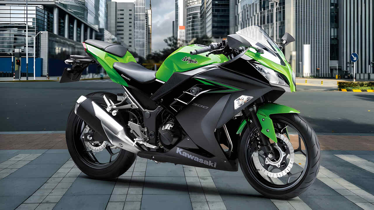 A Kawasaki NINJA 300 é uma das melhores motos da marca em 2024
