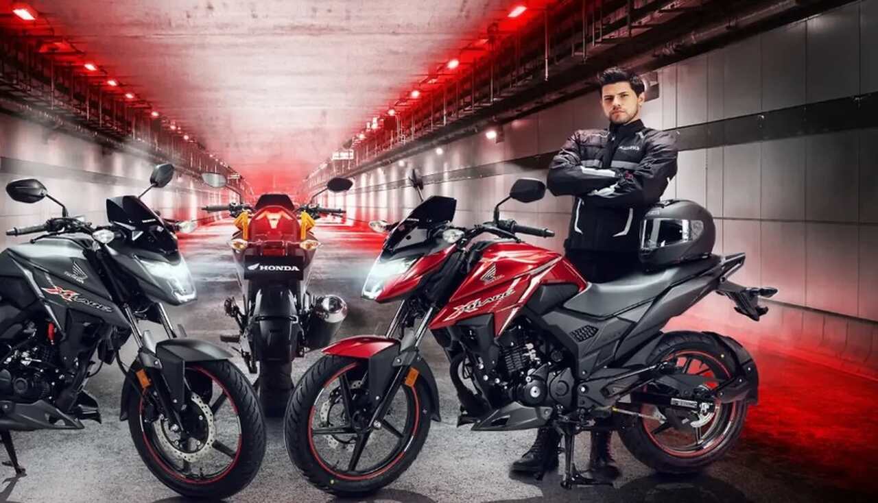 Novo modelo de Honda XBlade 160 vermelho