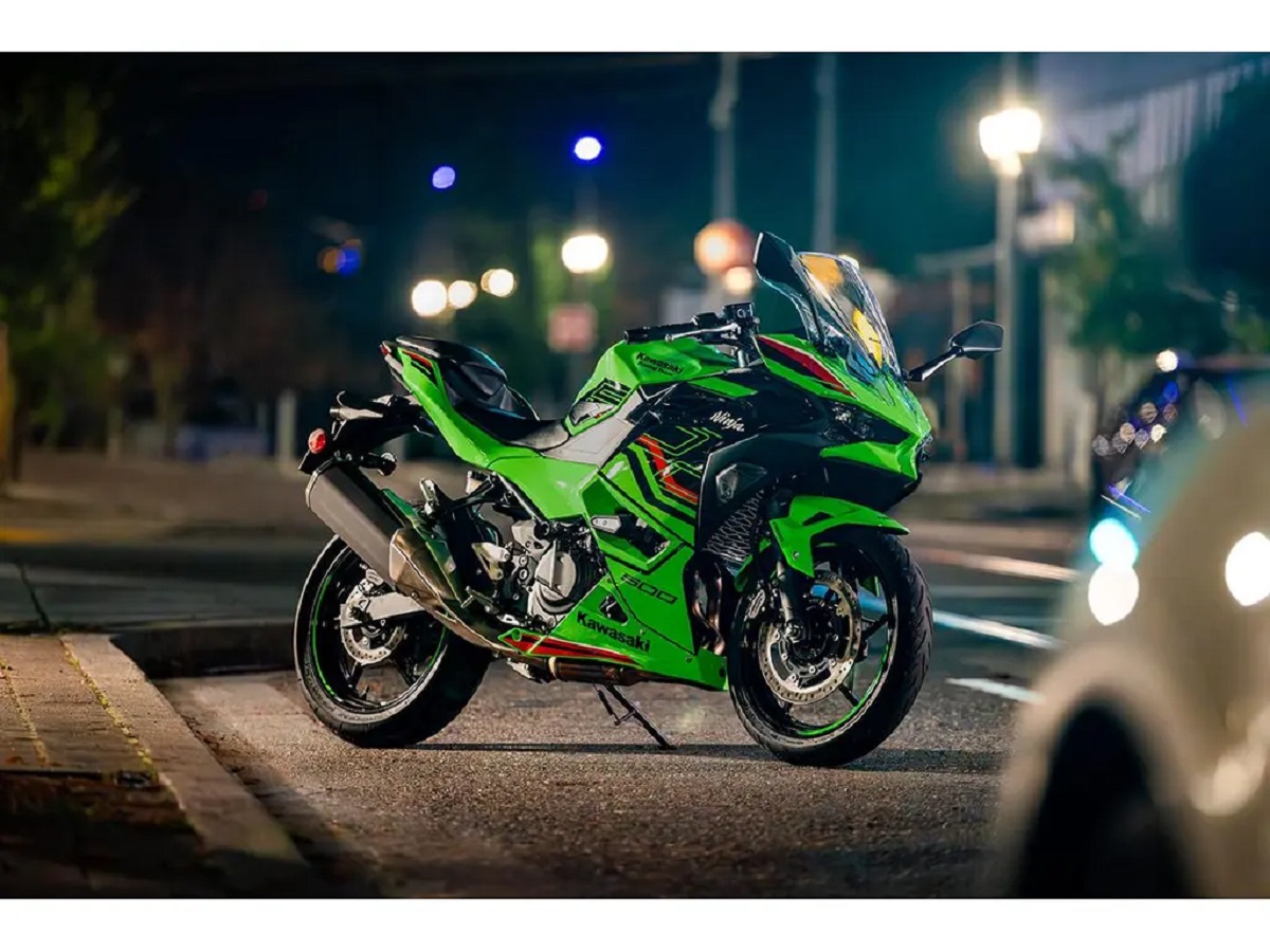 Kawasaki Ninja 500 SE KRT Edition 2025