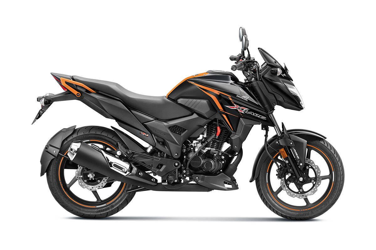 Novo modelo de Honda XBlade 160 preto e amarelo