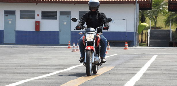 custo de tirar habilitação para moto