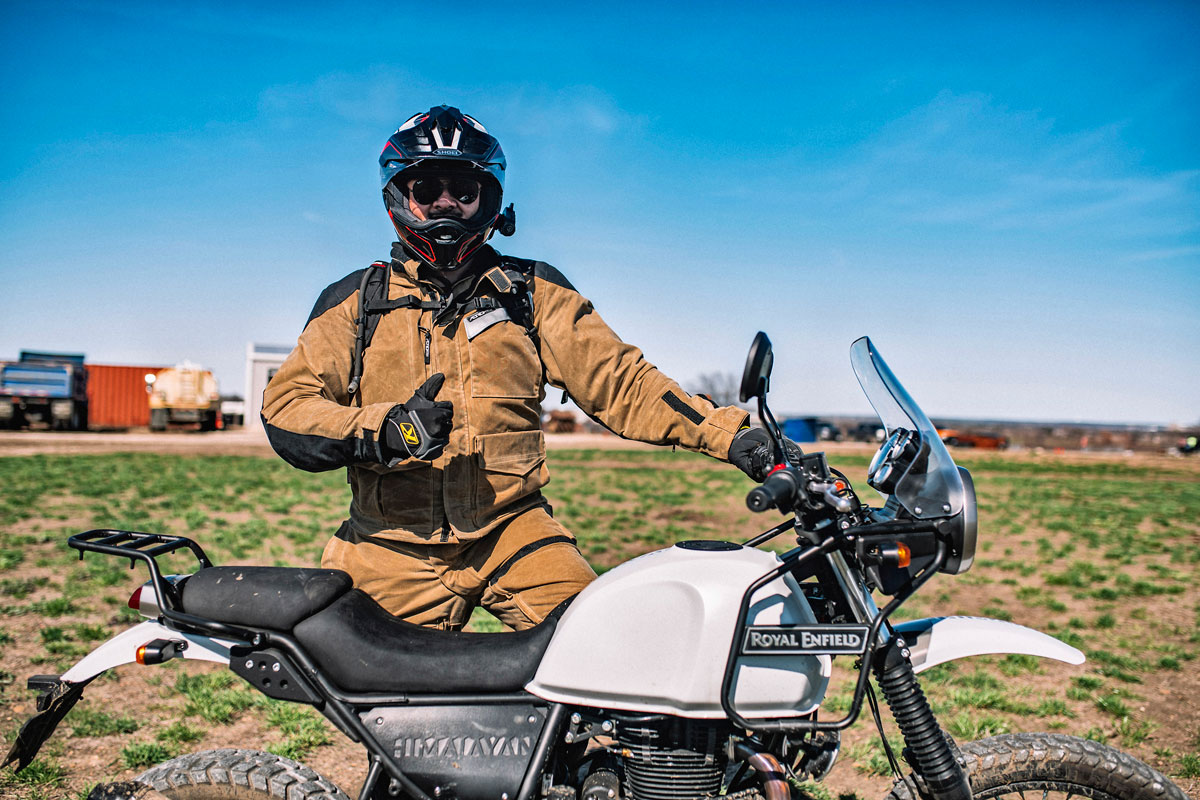 Treino de trilha com nova Royal Enfield Big Himalayan